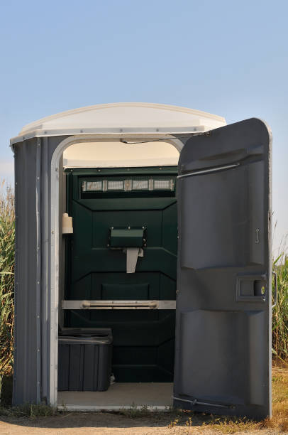 Affordable portable toilet rental in New Baltimore, MI